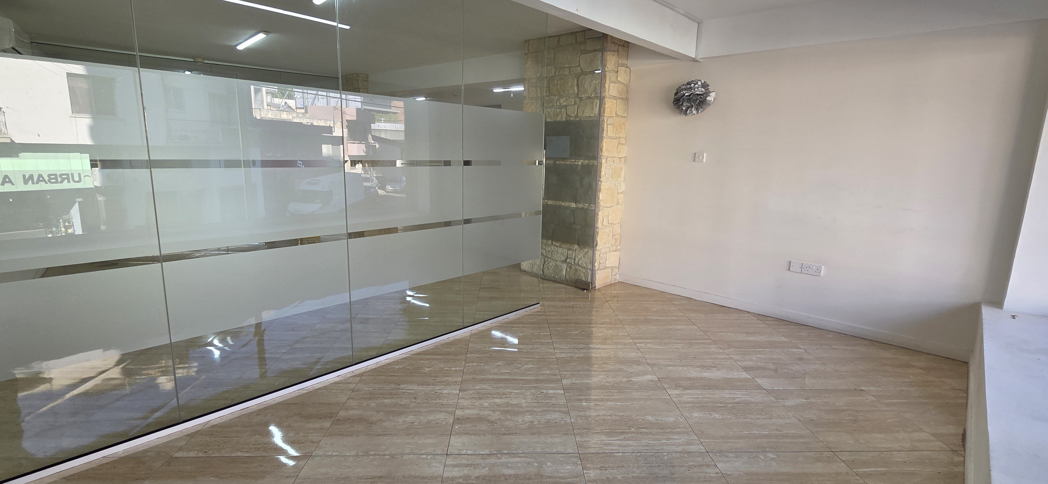 Mezzanine Office in Katholiki, Limassol photo 8