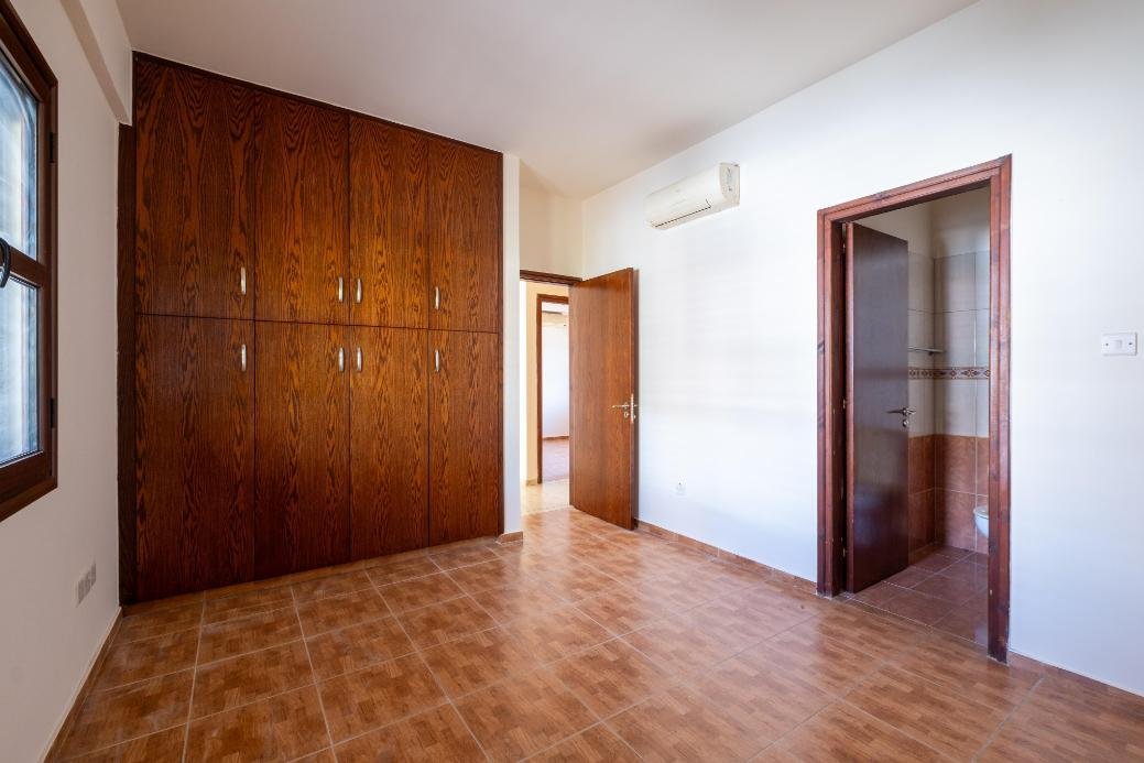 3 bedroom house in Agios Theodoros, Larnaca photo 13