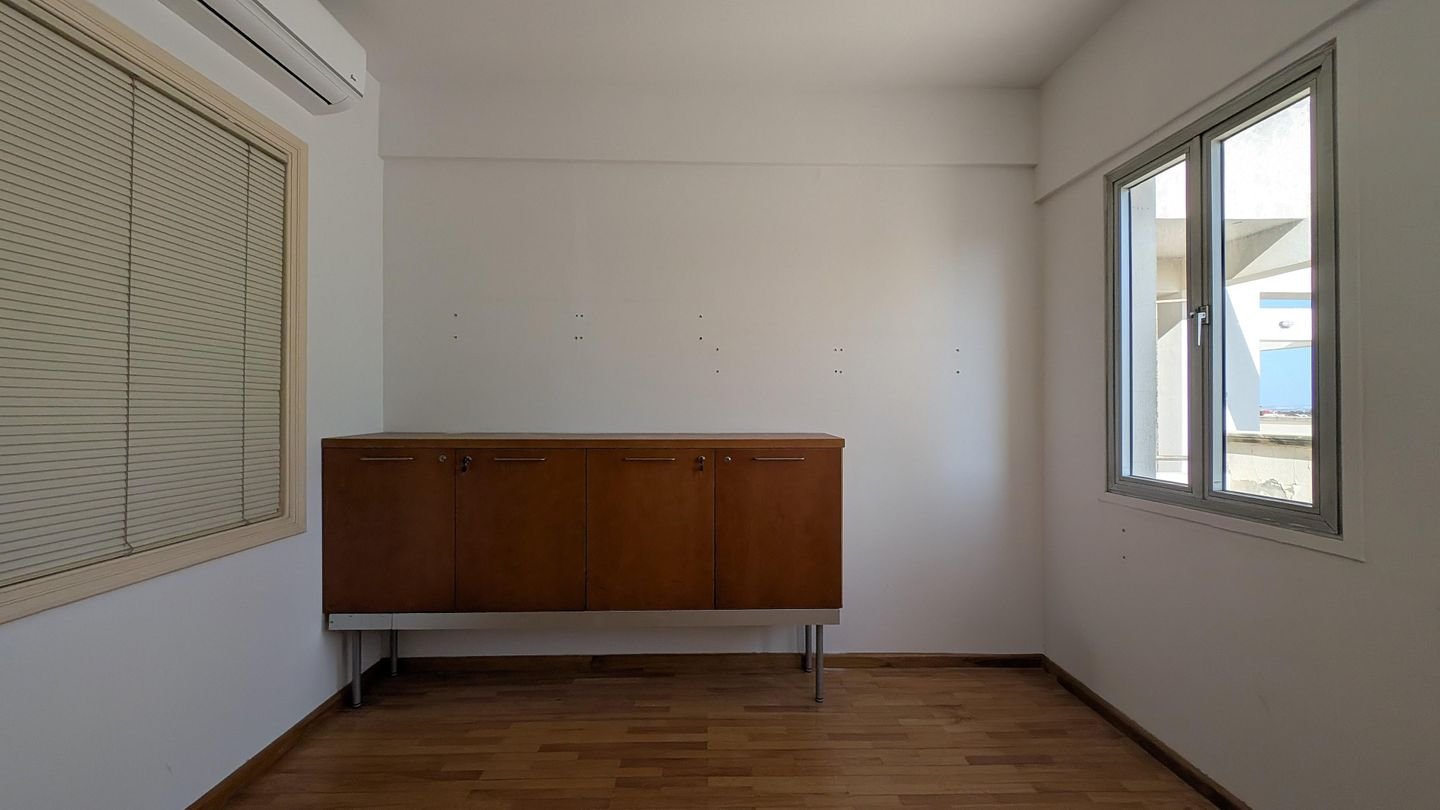 Office Unit in Aglantzia, Nicosia photo 10
