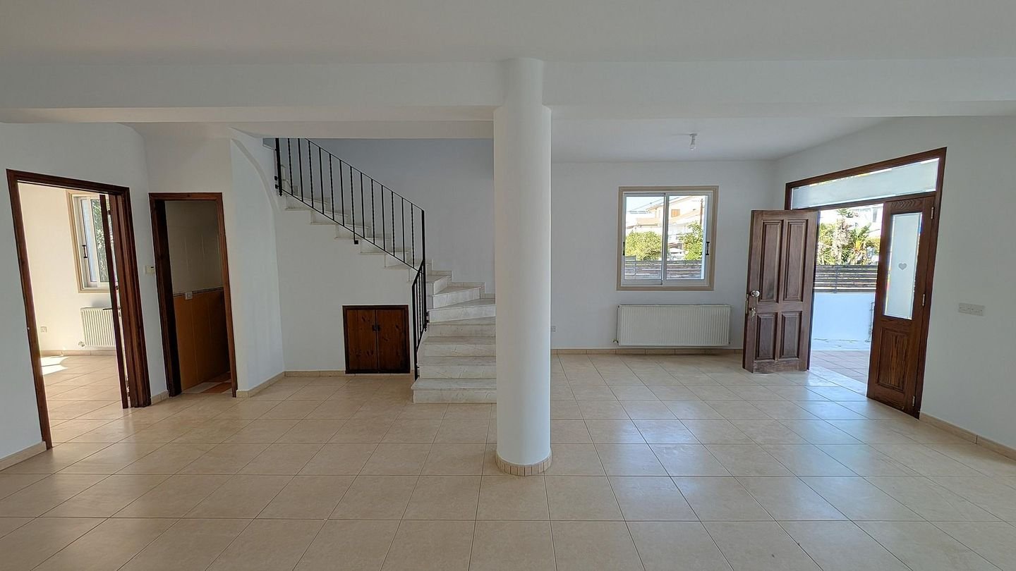 Two storey house in Lakatamia, Agia Paraskevi, Nicosia photo 8