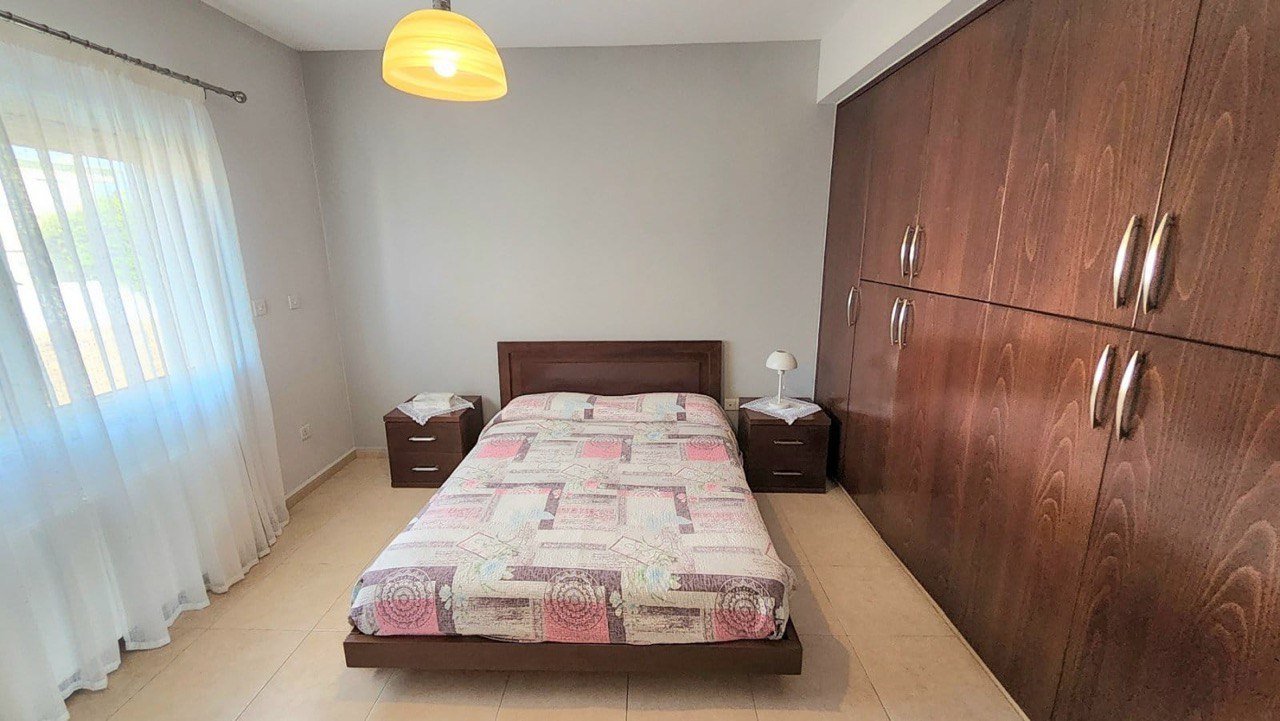 4 BR House in Anthoupoli, Limassol photo 14