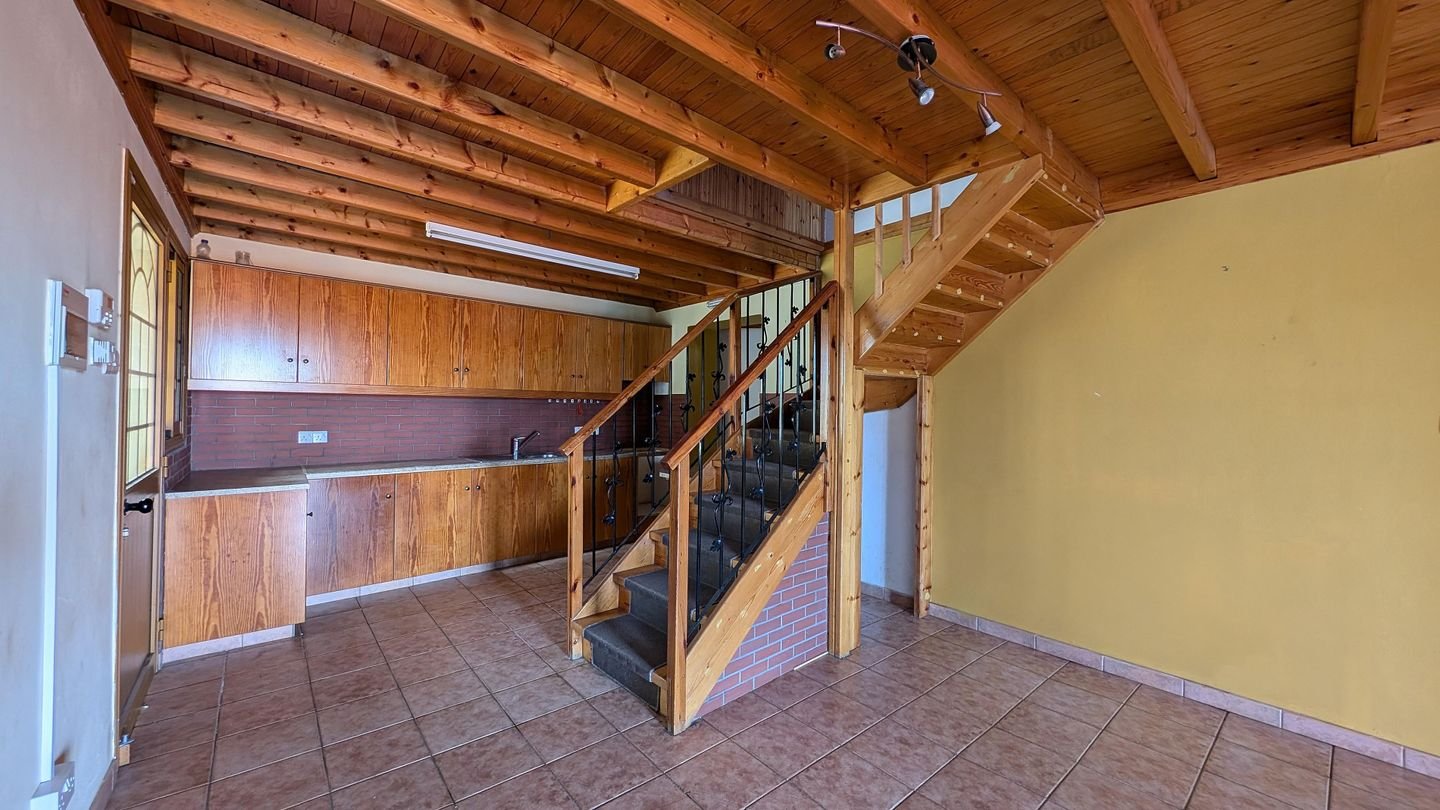 Three-storey building in Chandria, Limassol photo 9