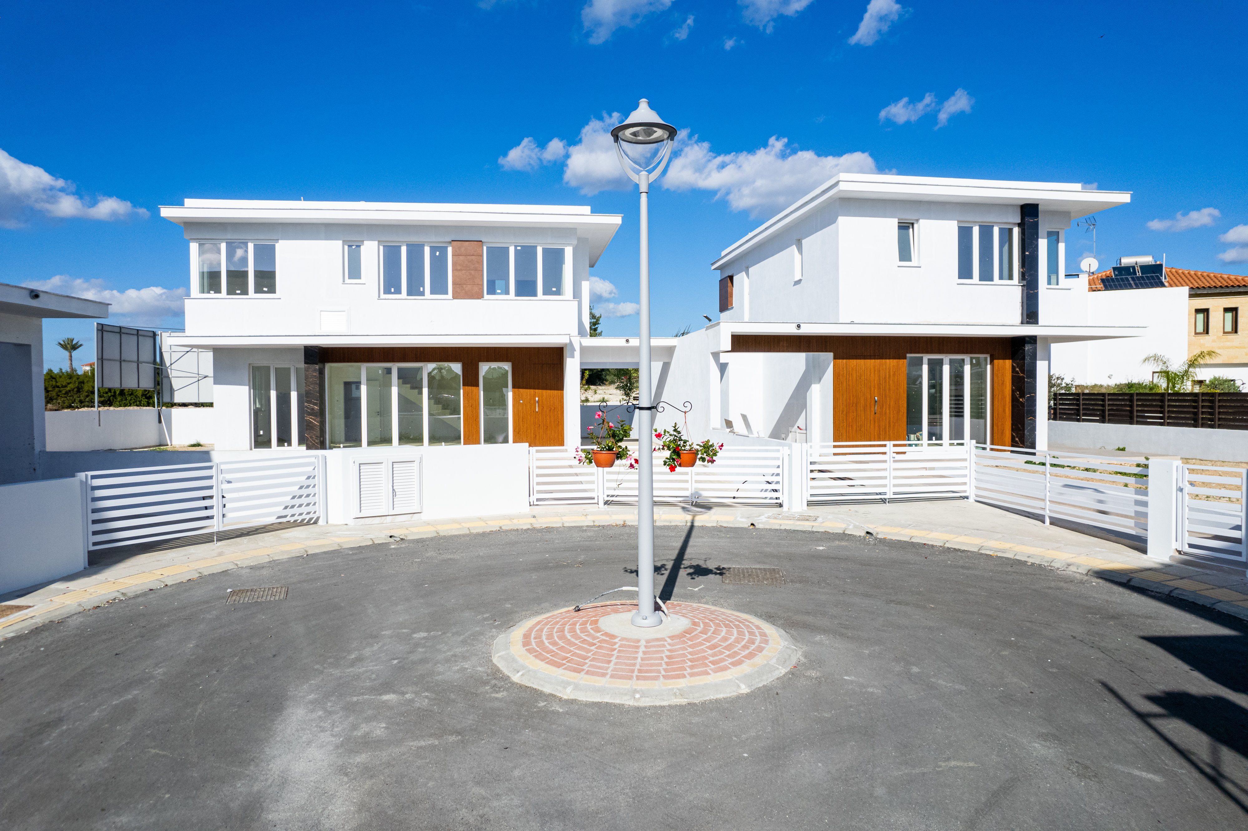 3 BR Detached House in Oroklini Tourist Area, Larnaca photo 1