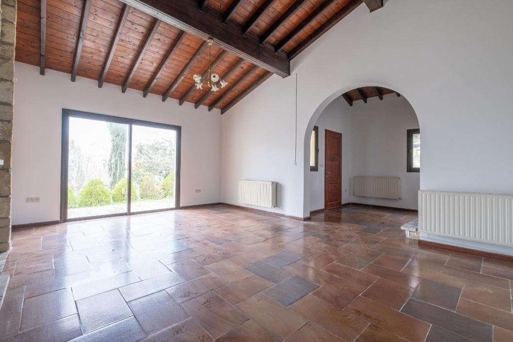 3 bedroom house in Tala, Paphos photo 13