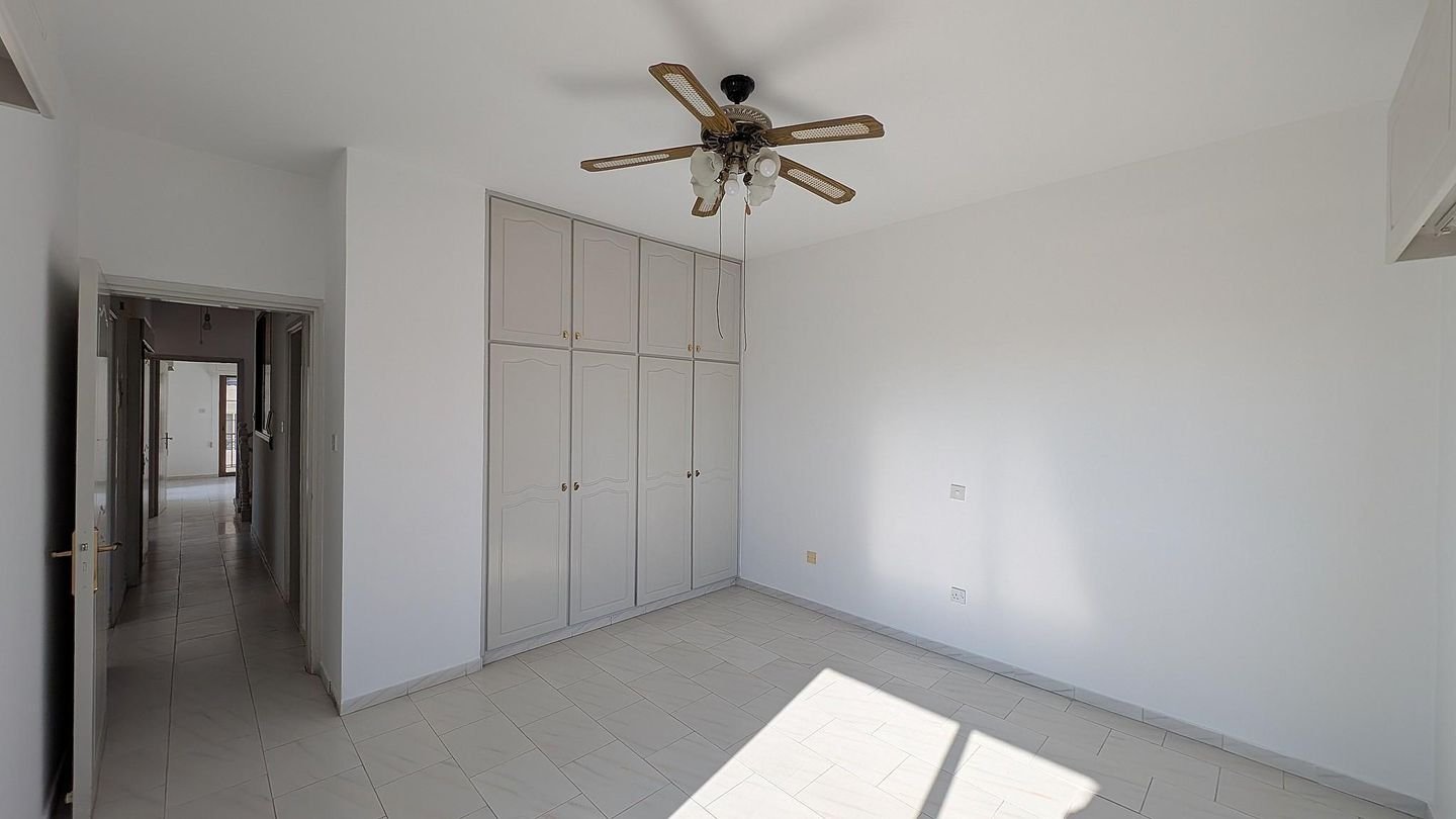 Spacious Detached Family Home in Prime Agios Athanasios, Limassol photo 28