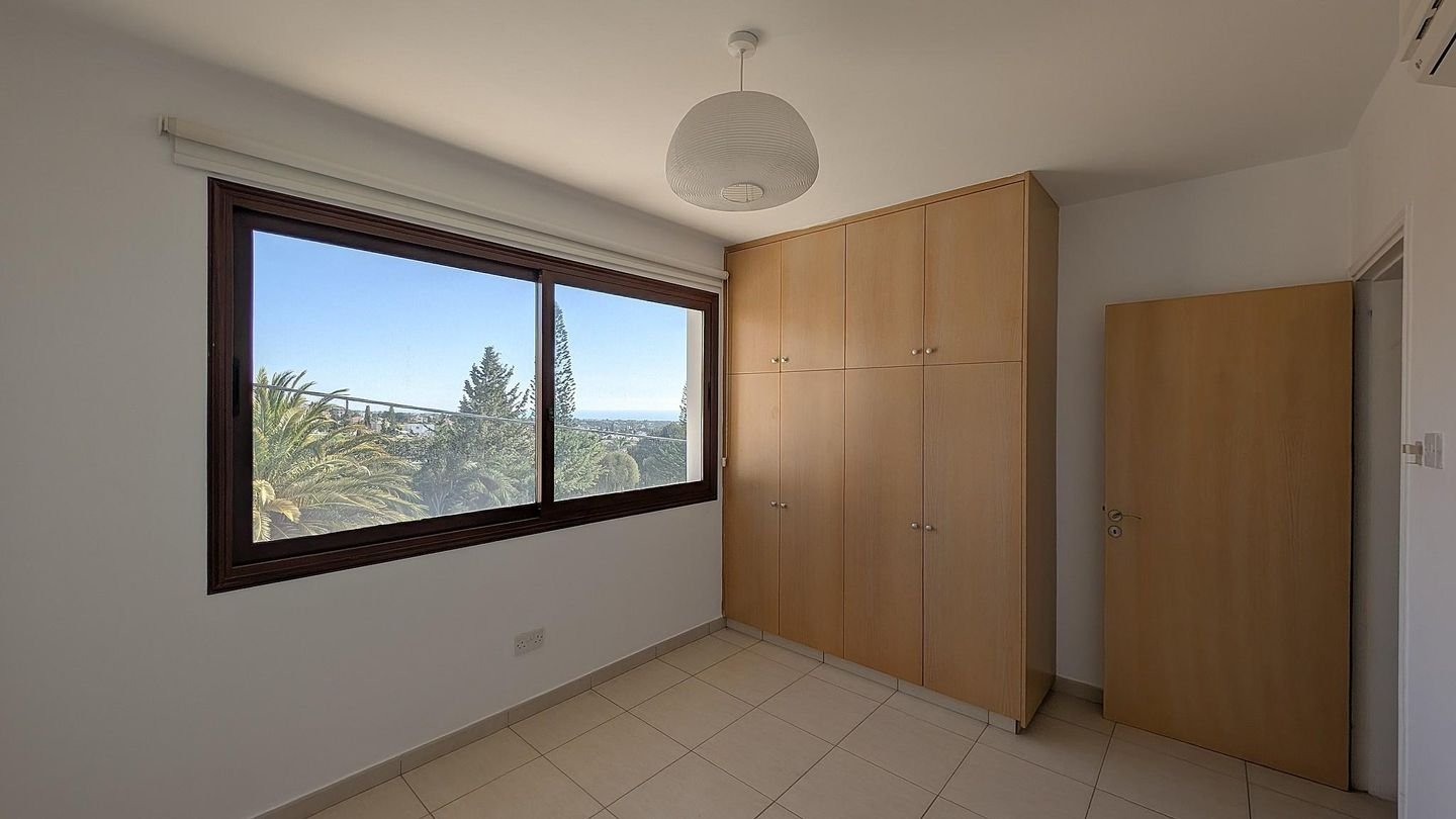 Two-Storey 2-Bedroom Apartment in Tala, Paphos photo 16