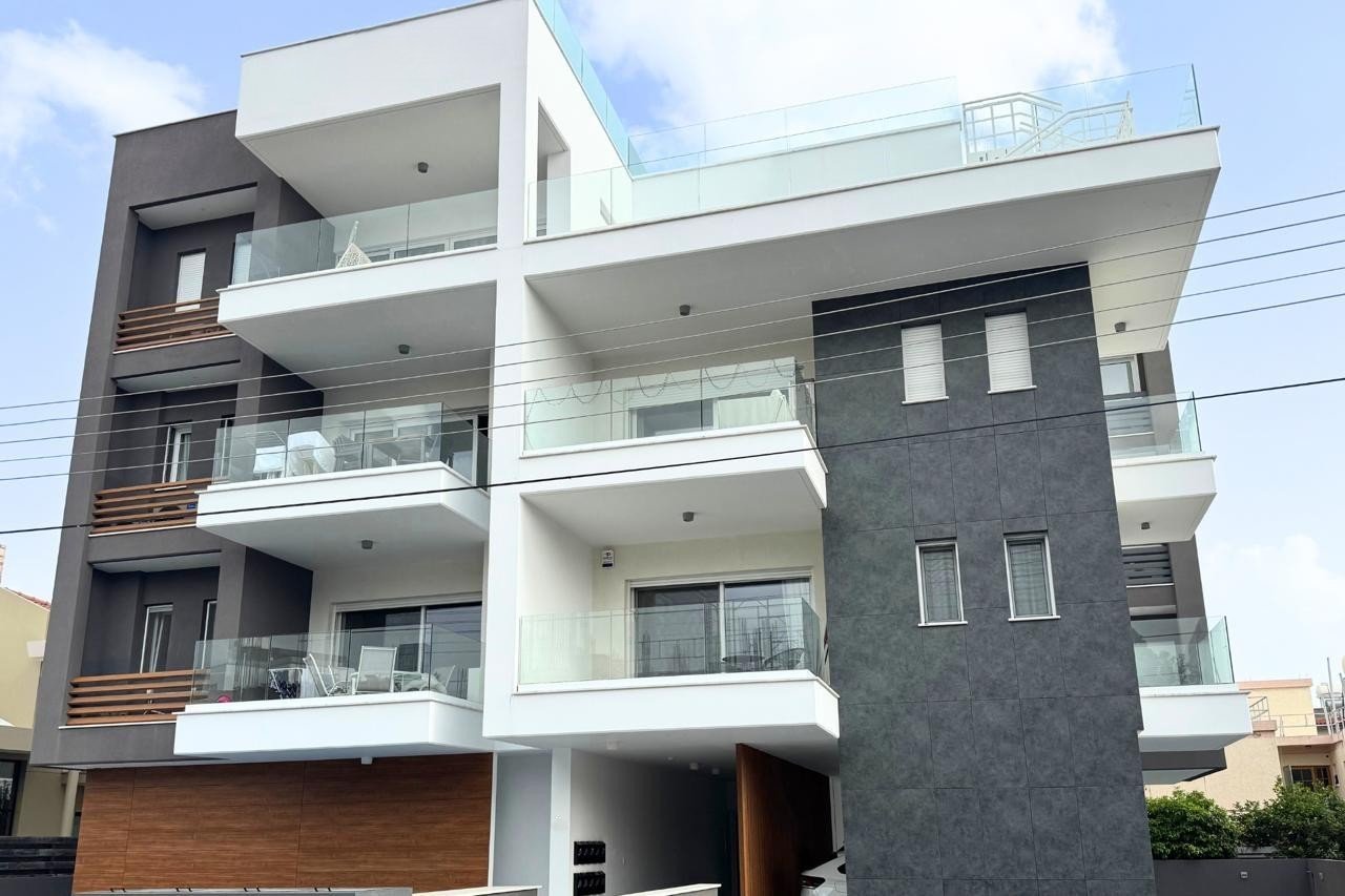 1 BR Apartment in Potamos Germasogeias, Limassol photo 9