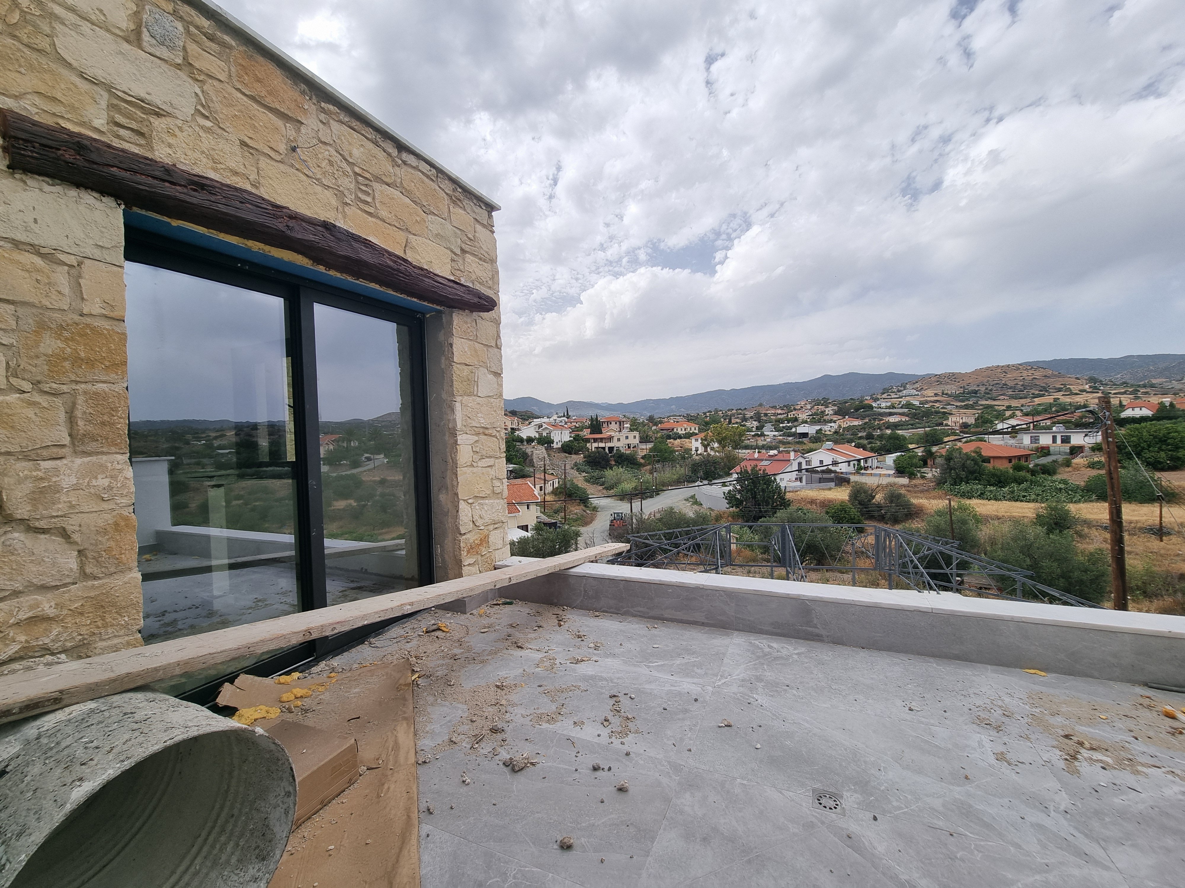 3 BR Maisonette in Pyrgos, Limassol photo 14