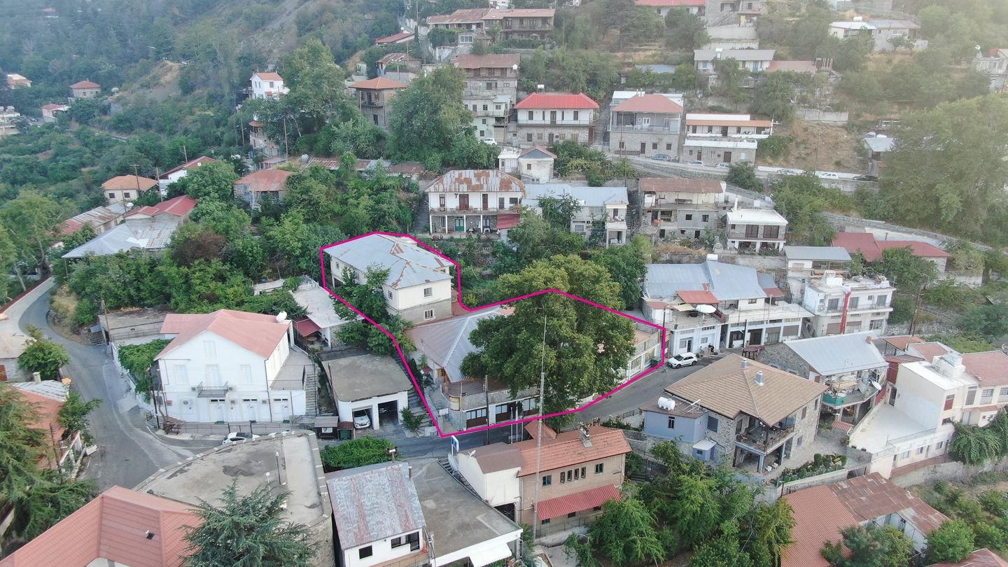 Former Hotel Building with Development Potential – Pedoulas, Nicosia photo 3