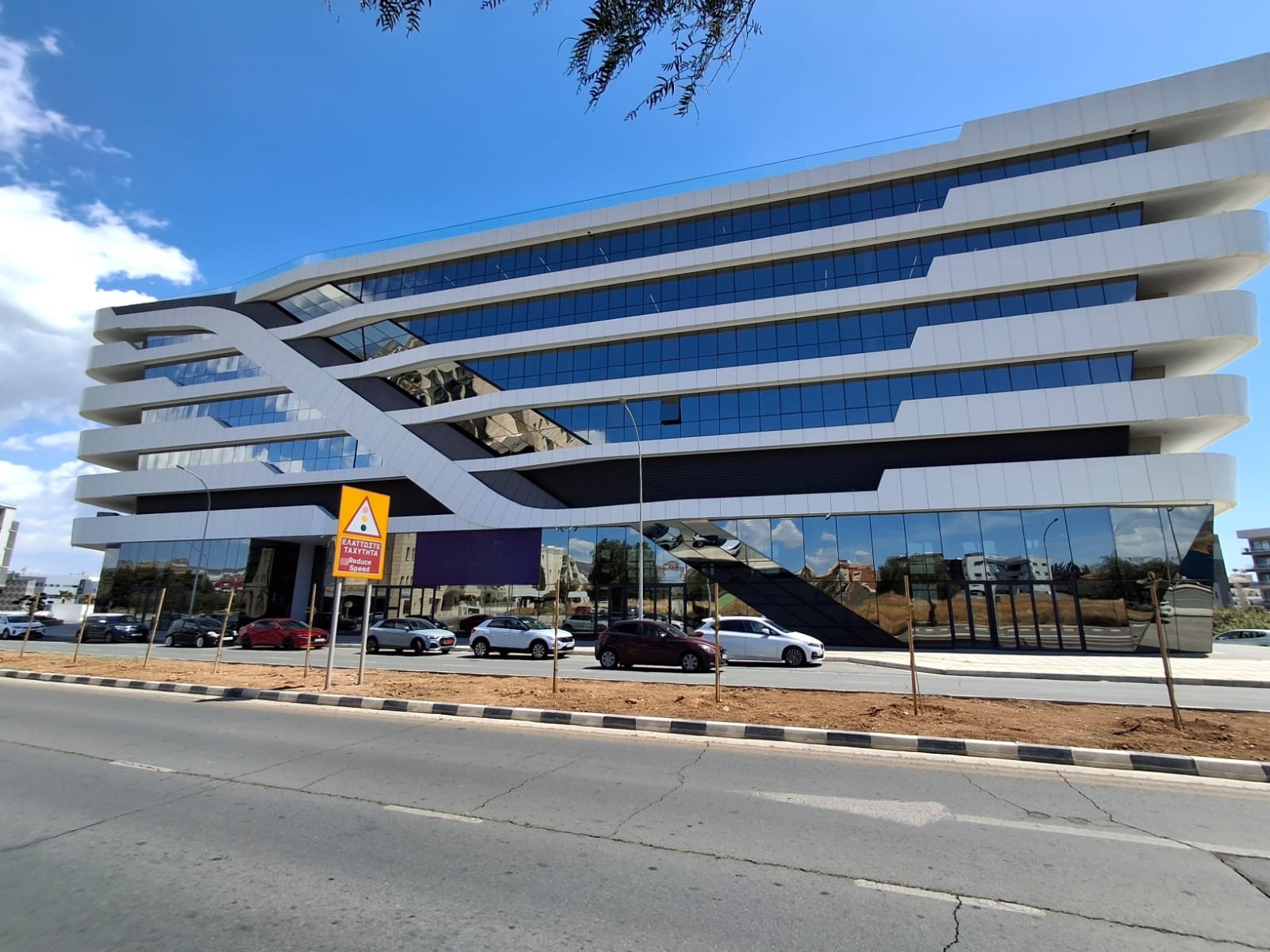 Ground Floor + Mezzanine in Mesa Geitonia, Limassol photo 2