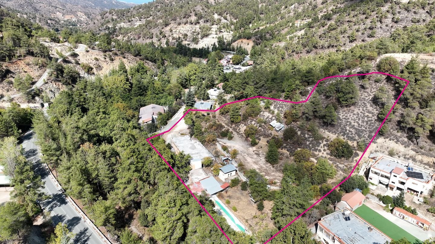 Restaurant and a two-storey house, in Kakopetria, Nicosia photo 4