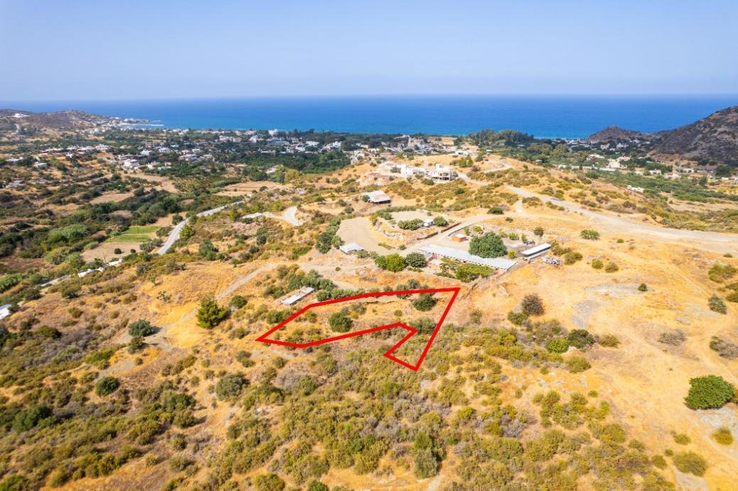 Residential field in Kato Pyrgos, Nicosia photo 2