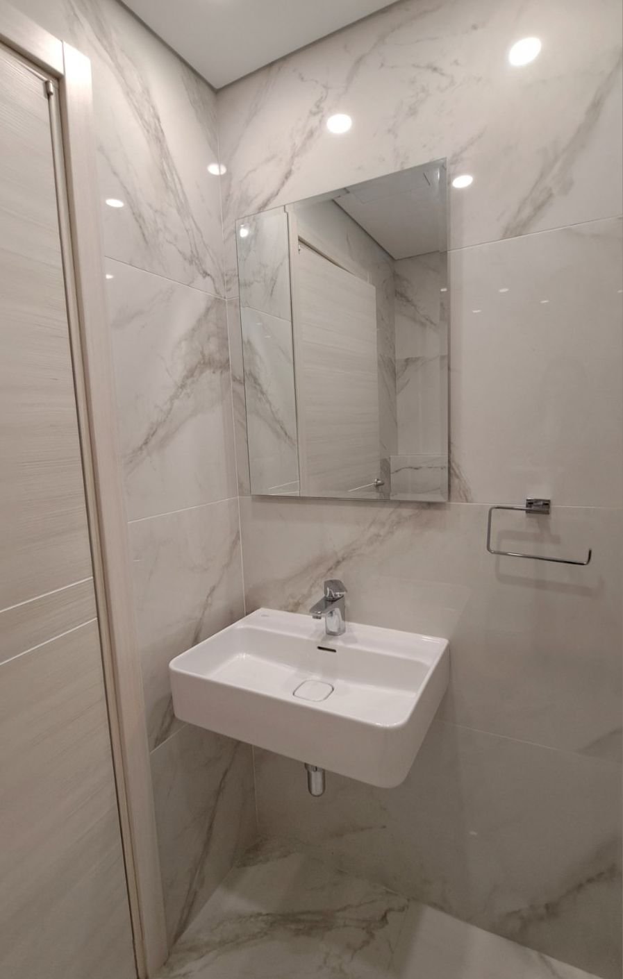 2 BR Penthouse in Germasogeia, Limassol photo 8