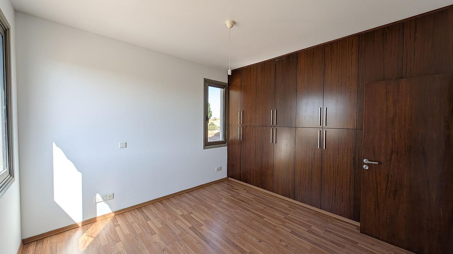 Two storey house in Pano Deftera, Nicosia photo 23