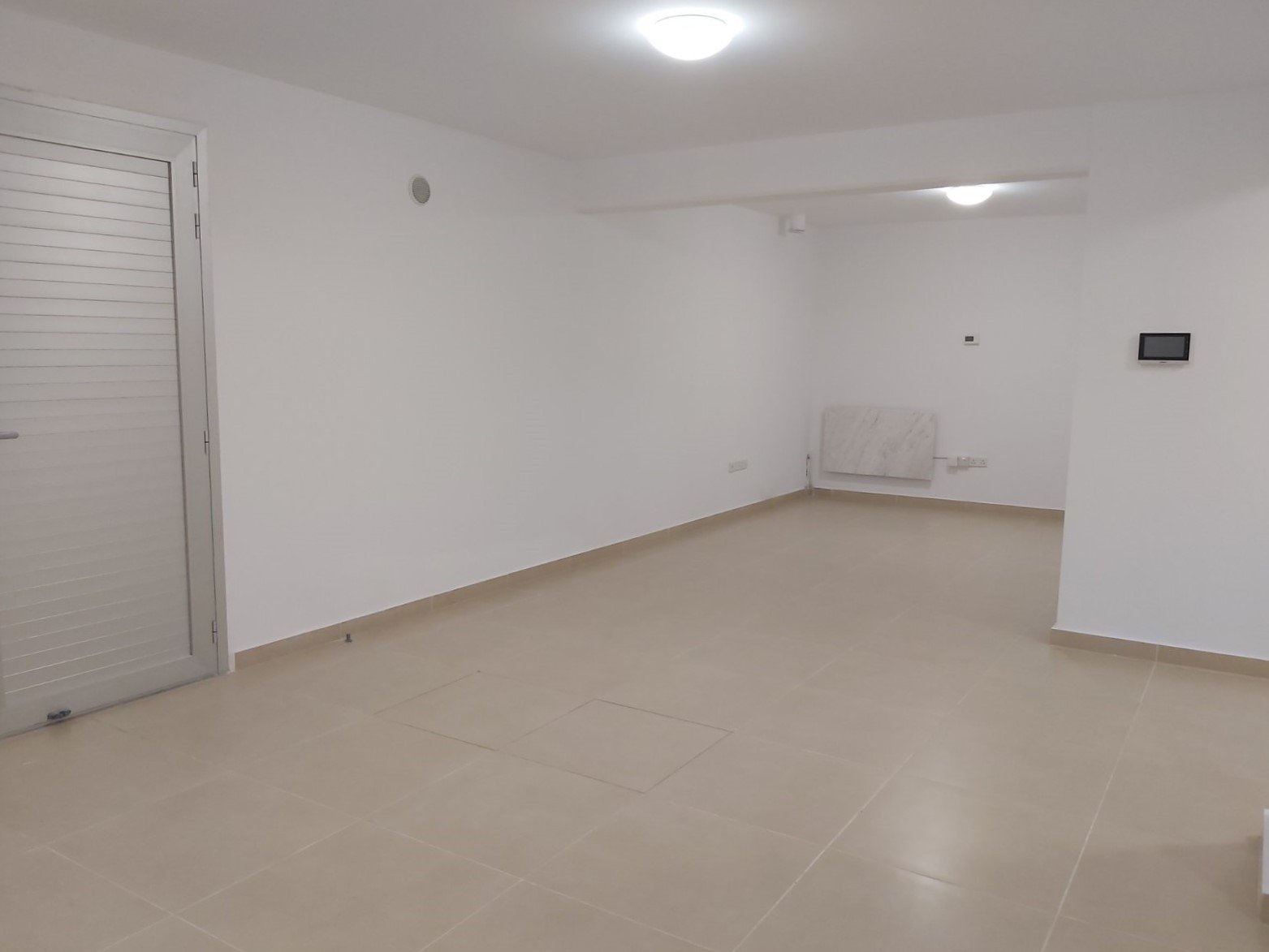 4 BR Villa in Potamos Germasogeia, Limassol photo 16