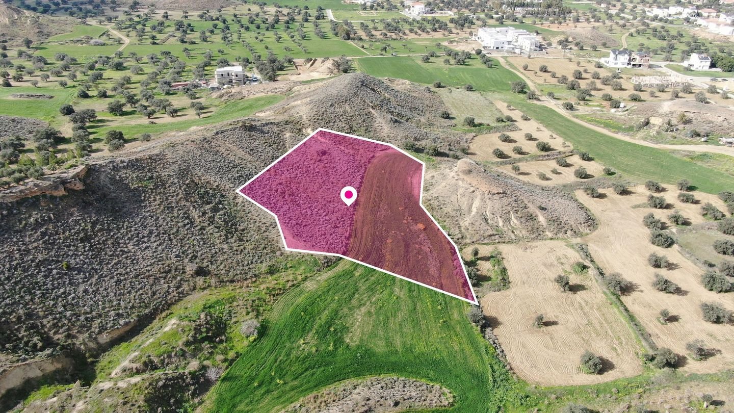 Residential field located in Tseri, Nicosia. photo 3