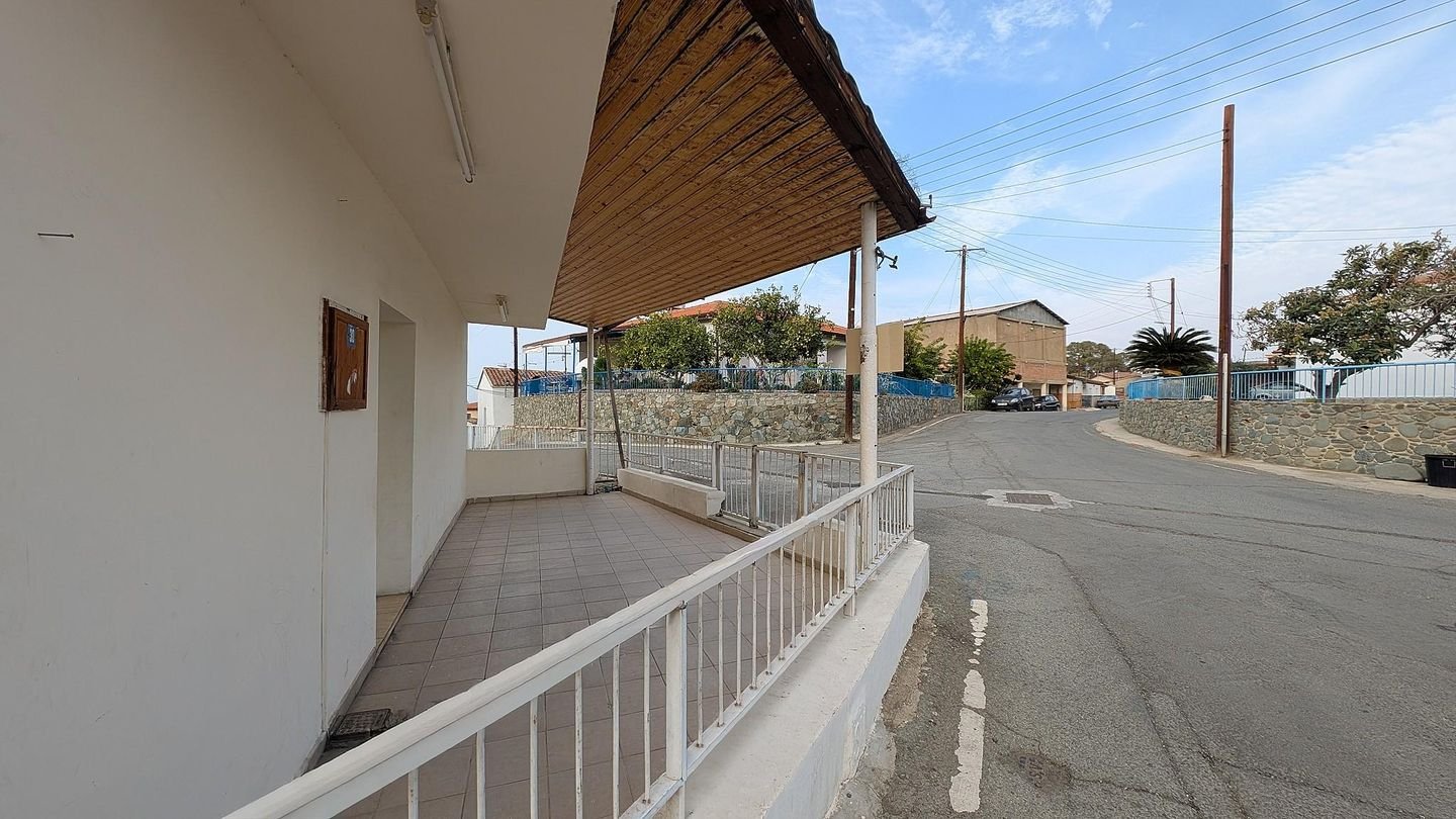 Ground floor house in Flasou, Nicosia photo 7