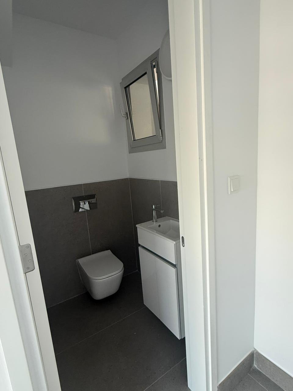 Shop + mezzanine in Katholiki, Limassol photo 6