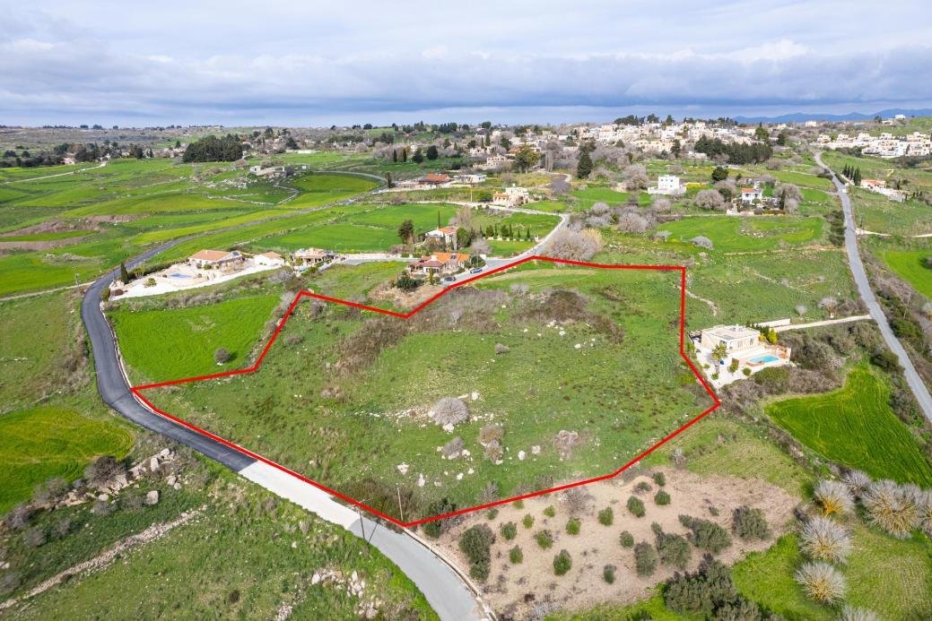 Shared residential field in Pano Arodes, Paphos photo 4
