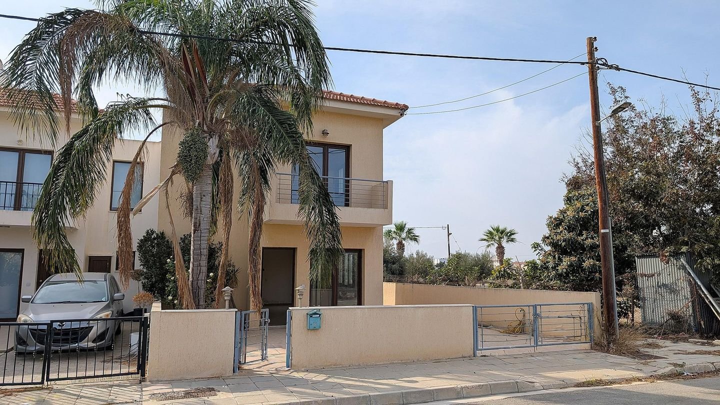 Two-Storey Semi-Detached House in Kiti, Larnaca photo 3