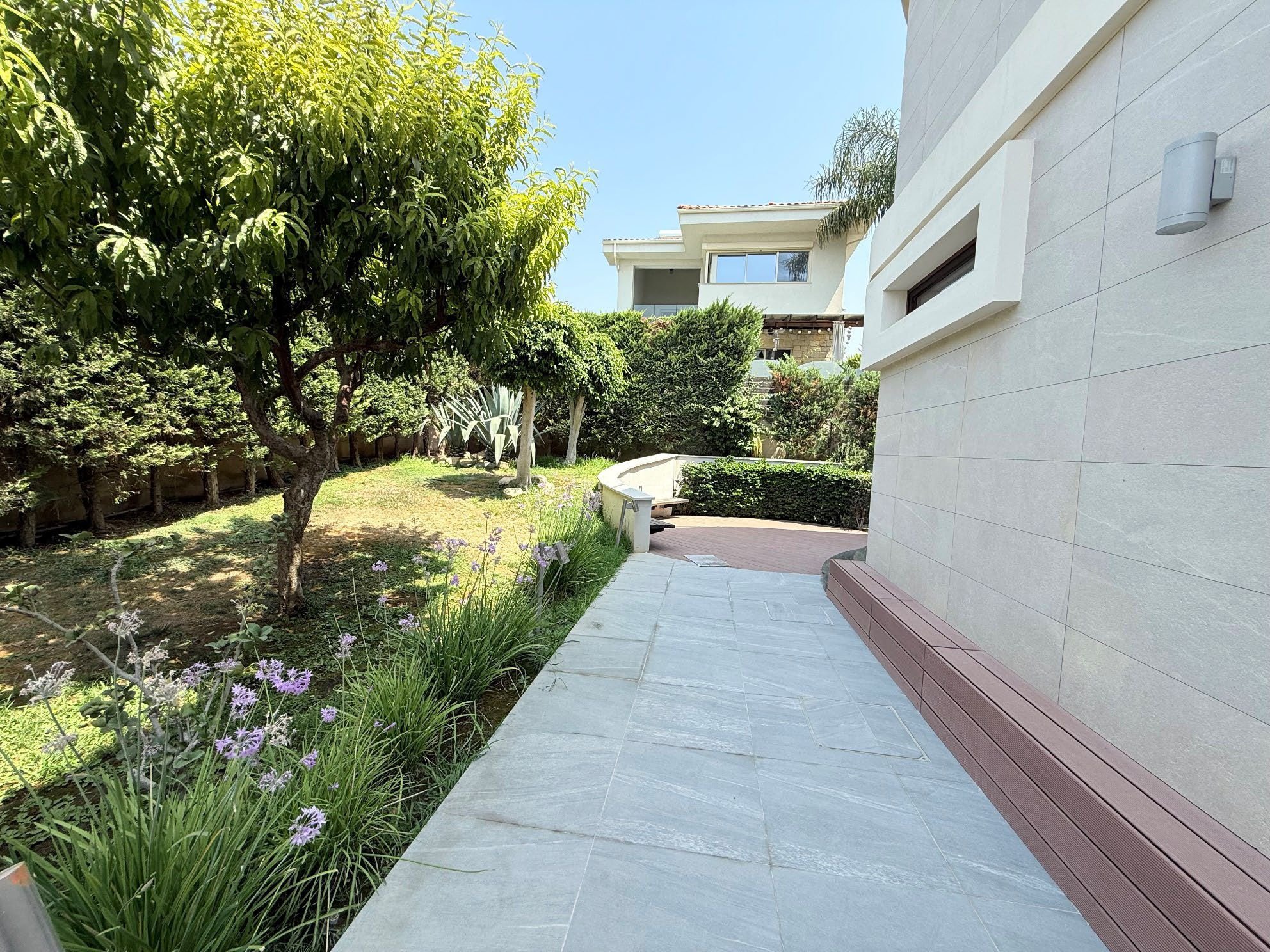 4 BR Luxury Villa in Pyrgos, Limassol photo 18