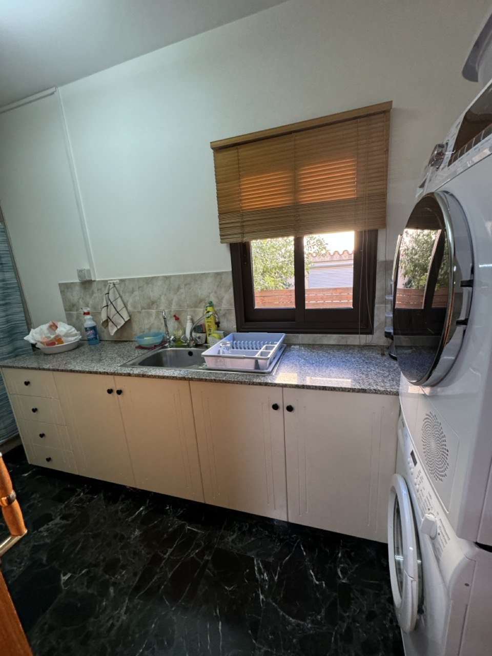 4 BR Villa in Ypsonas, Limassol photo 14