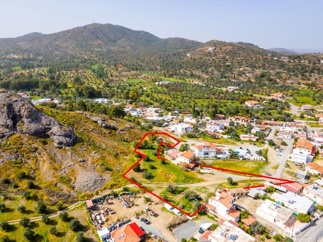 Residential field in Kornos, Larnaca photo 4