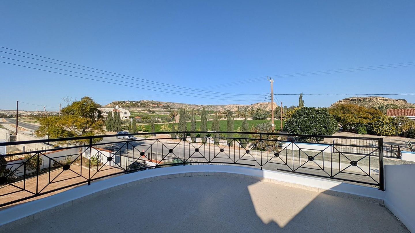 Four Bedroom Luxury Mansion with Private Pool in Pyla, Larnaca photo 38