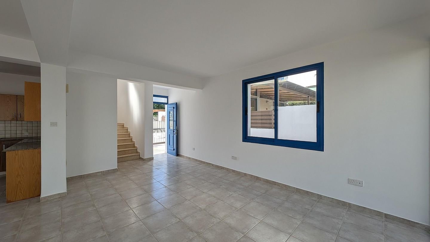 Steps from the beach - Detached Coastal House in Paralimni, Ammochostos photo 12