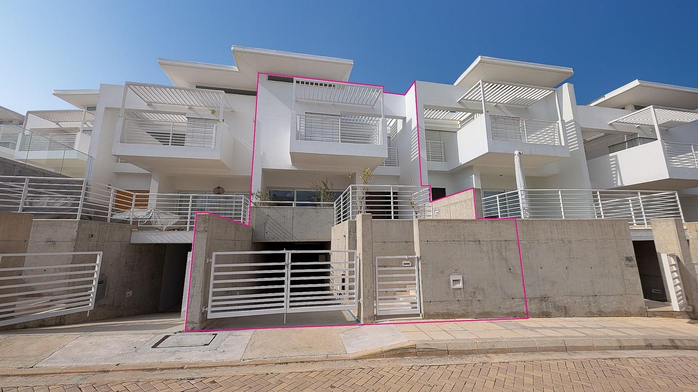 Coastal Two-storey semi-detached house, in Cavo Greco, Paralimni, Ammochostos photo 6