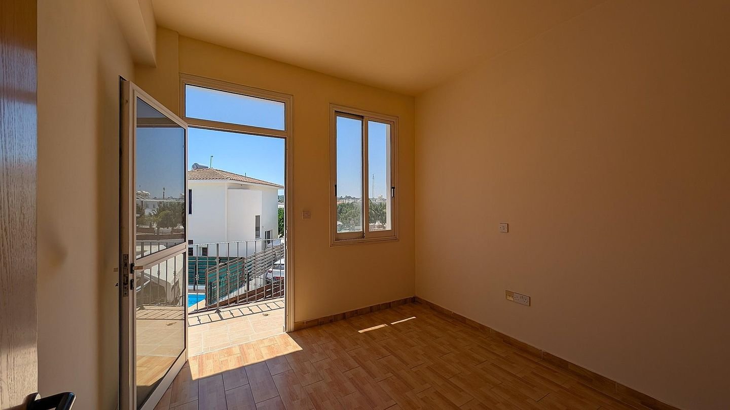 3-Bedroom Detached House with Private Pool in Prime Paralimni, Ammochostos photo 12