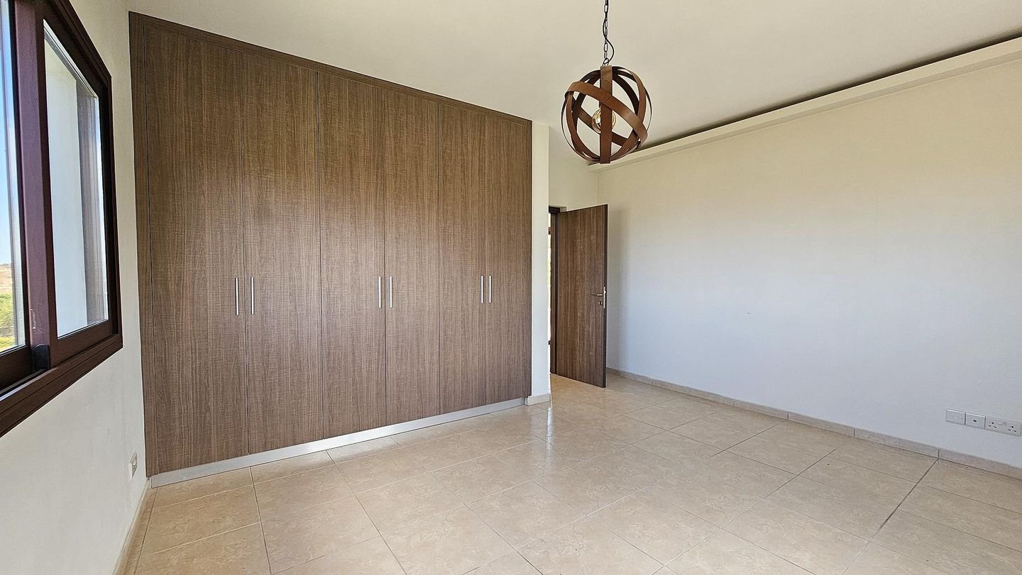 Duplex House with pool in Koili, Paphos photo 17