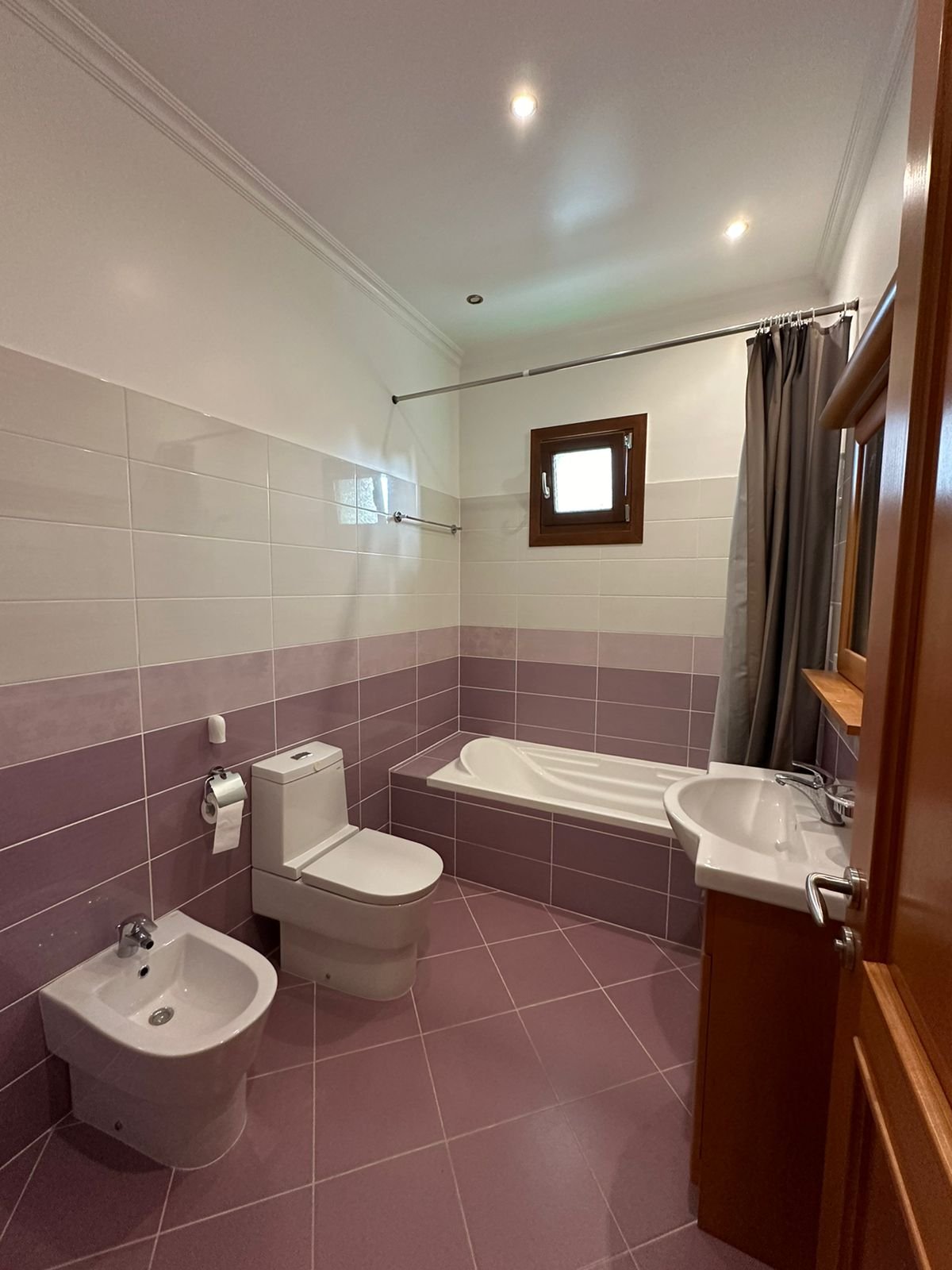 4 BR Villa in Mouttagiaka, Limassol photo 13