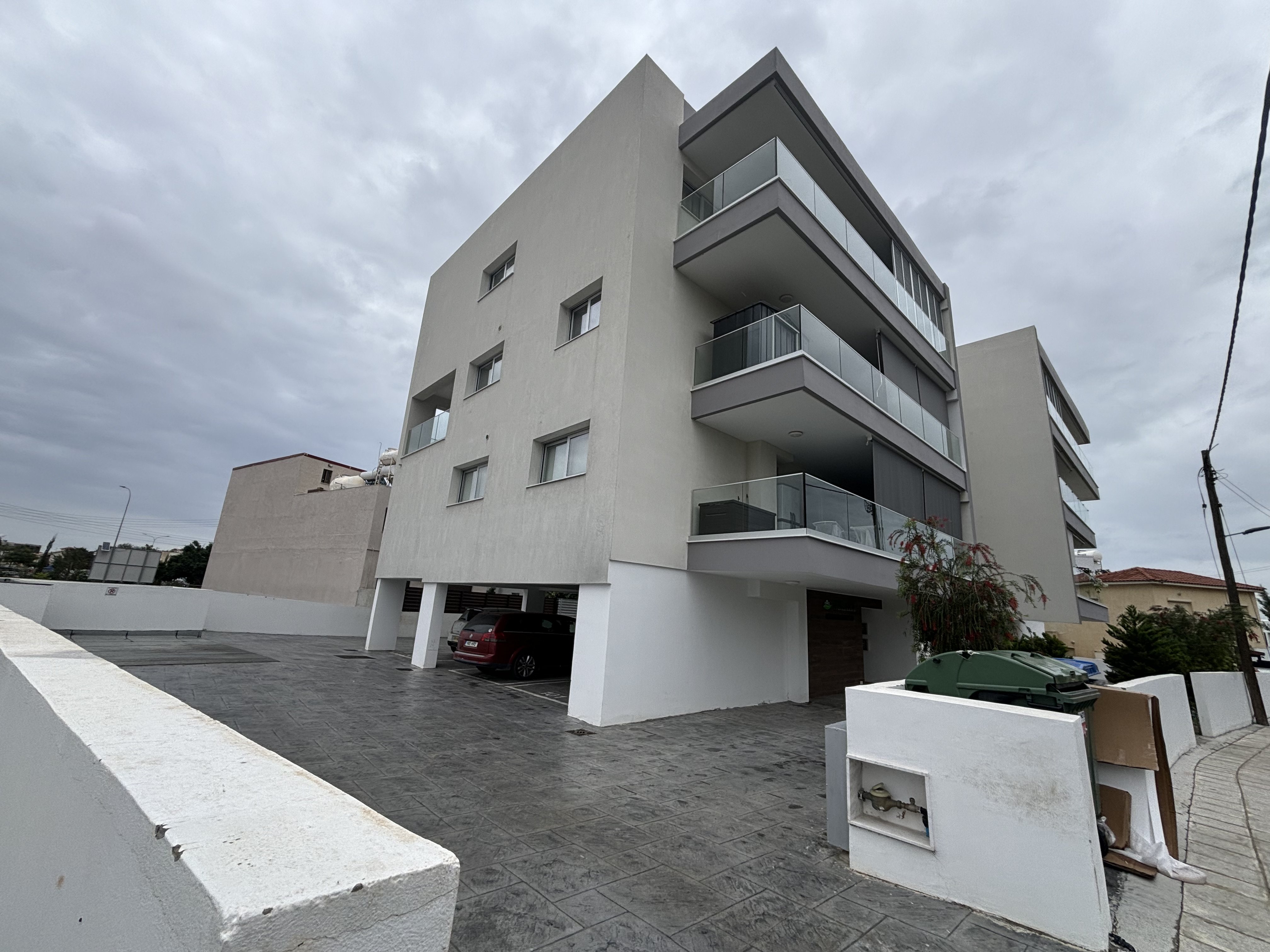 2 BR Apartment in Kato Polemidia, Limassol photo 17