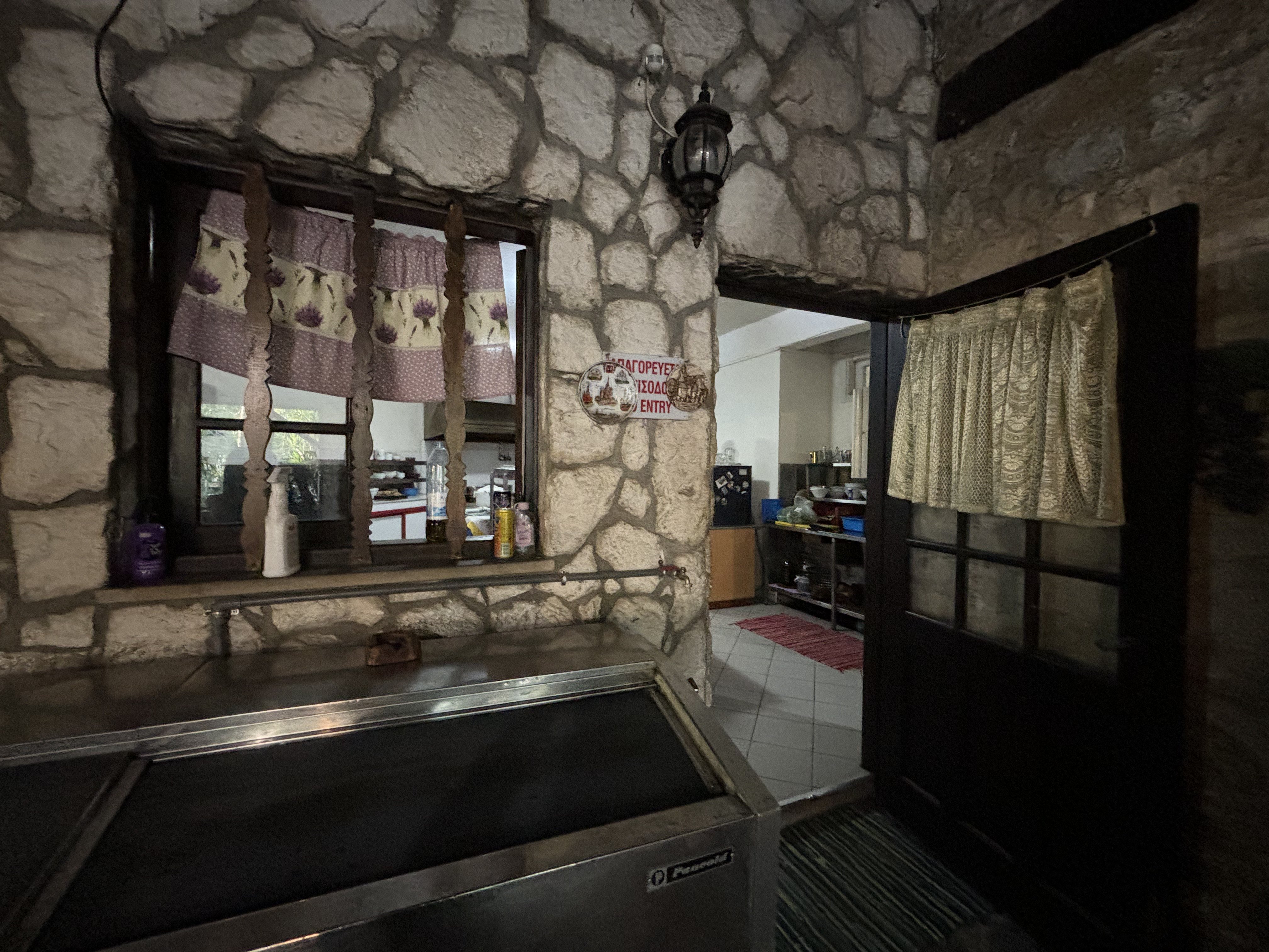 Restaurant with guest rooms in Pera Pedi, Limassol photo 8