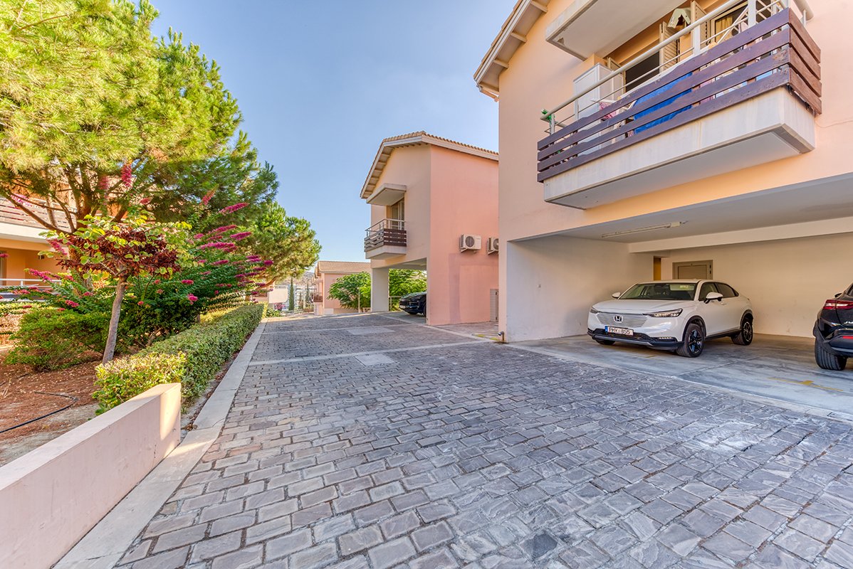 2 BR Apartment in Agios Tychonas, Limassol photo 15