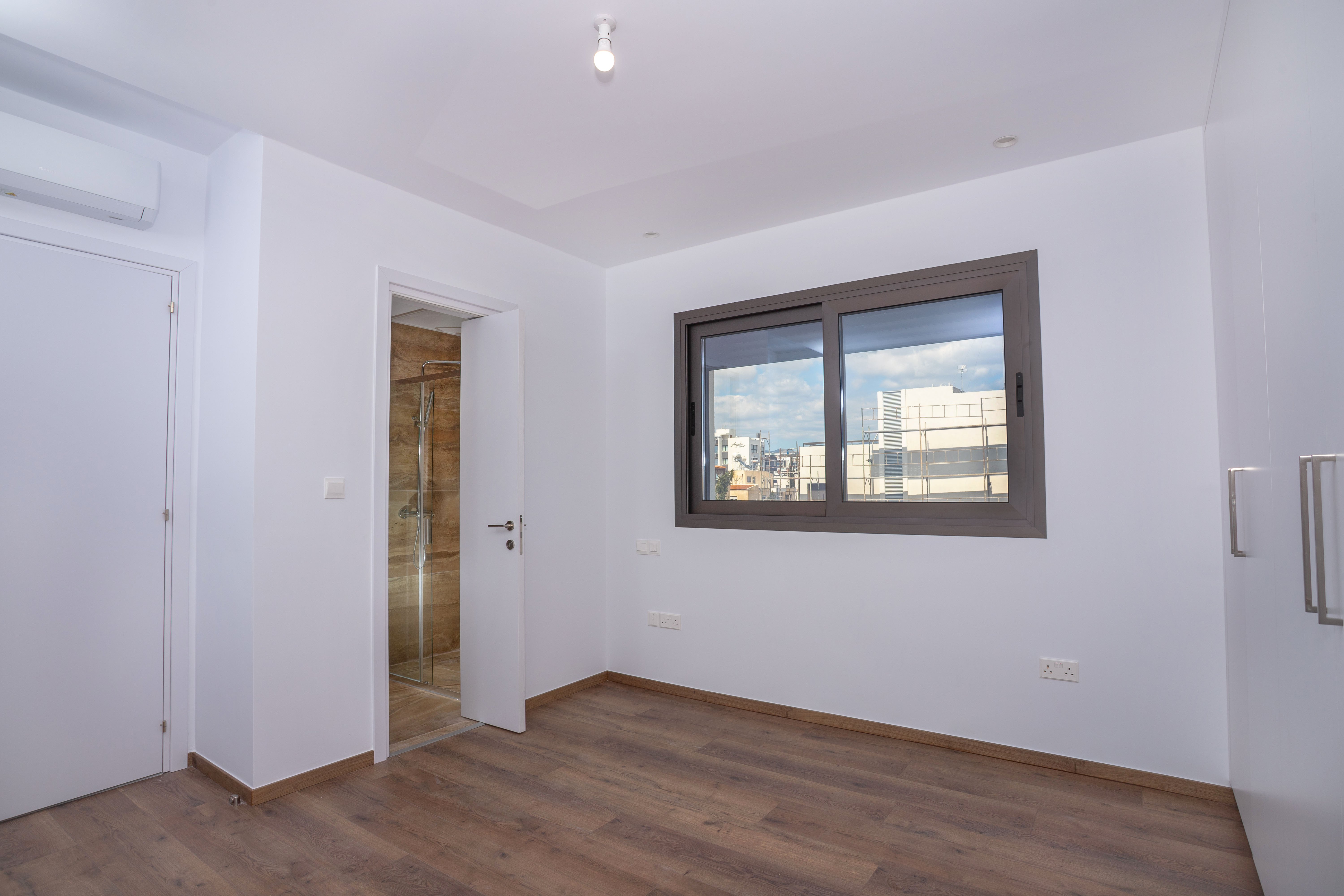 3 BR Penthouse in Agios Georgios, Limassol photo 6