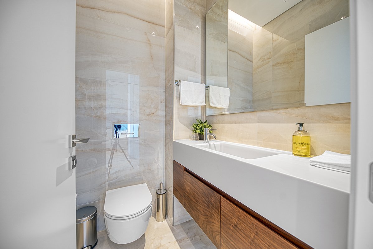 3 BR Luxury Apartment in Neapolis, Limassol photo 11