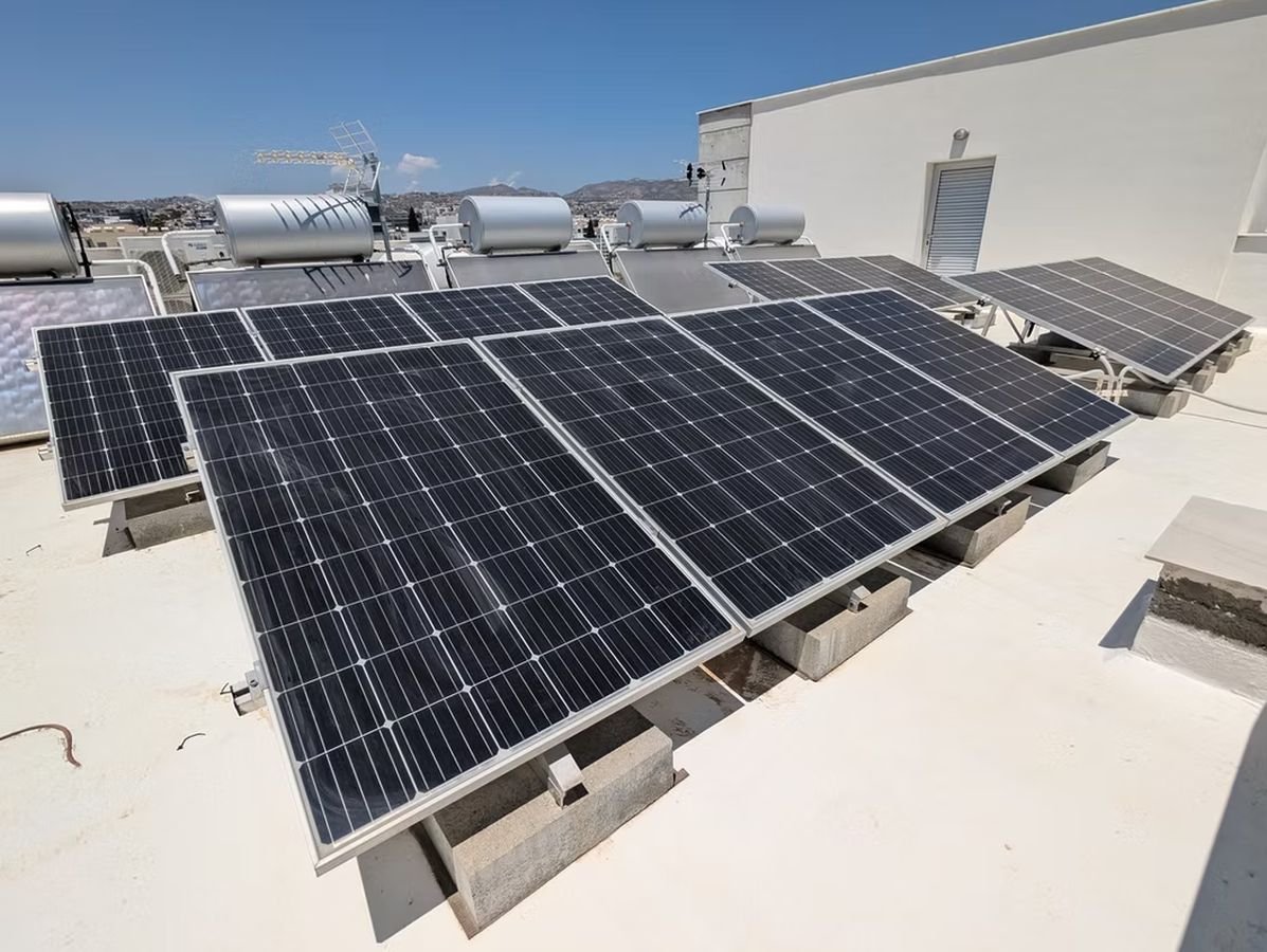 2 BR Apartment in Mesa Geitonia, Limassol photo 12