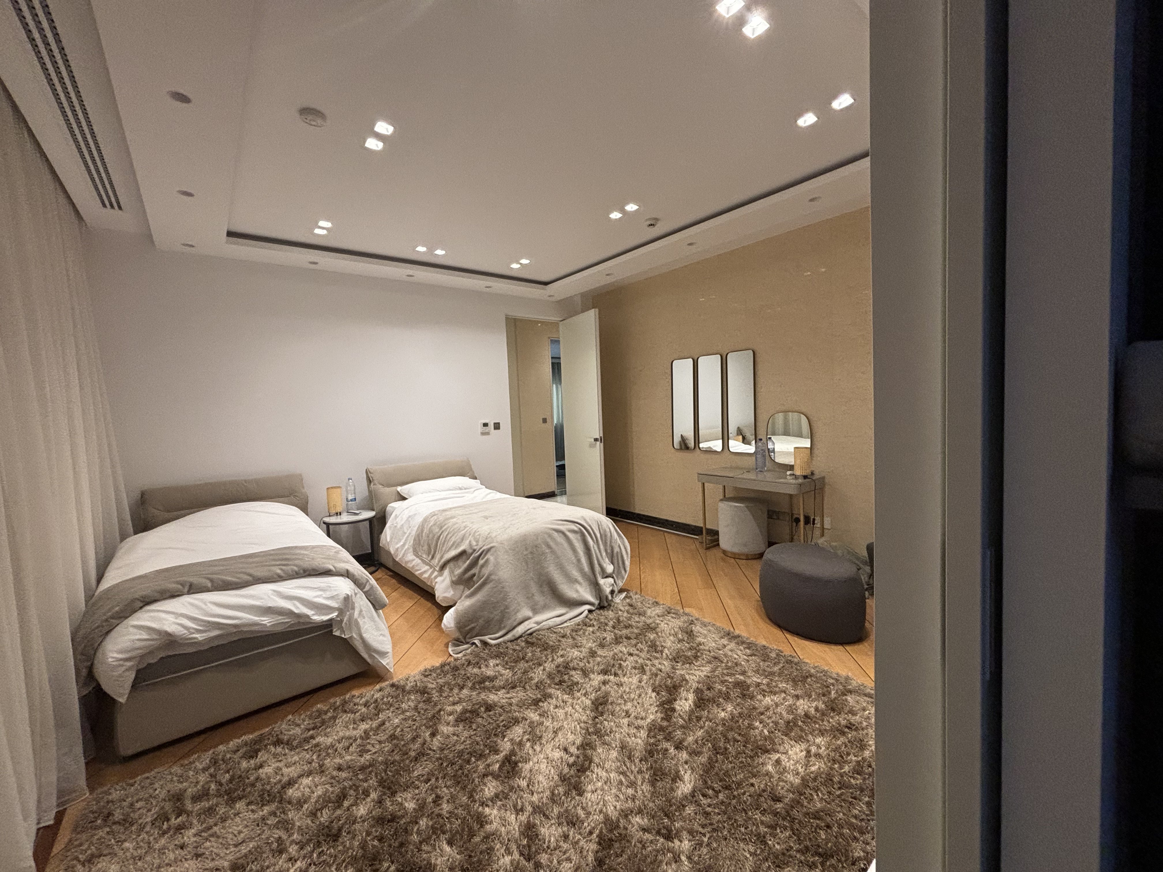 3 BR Unique Penthouse in Agia Triada, Limassol photo 21