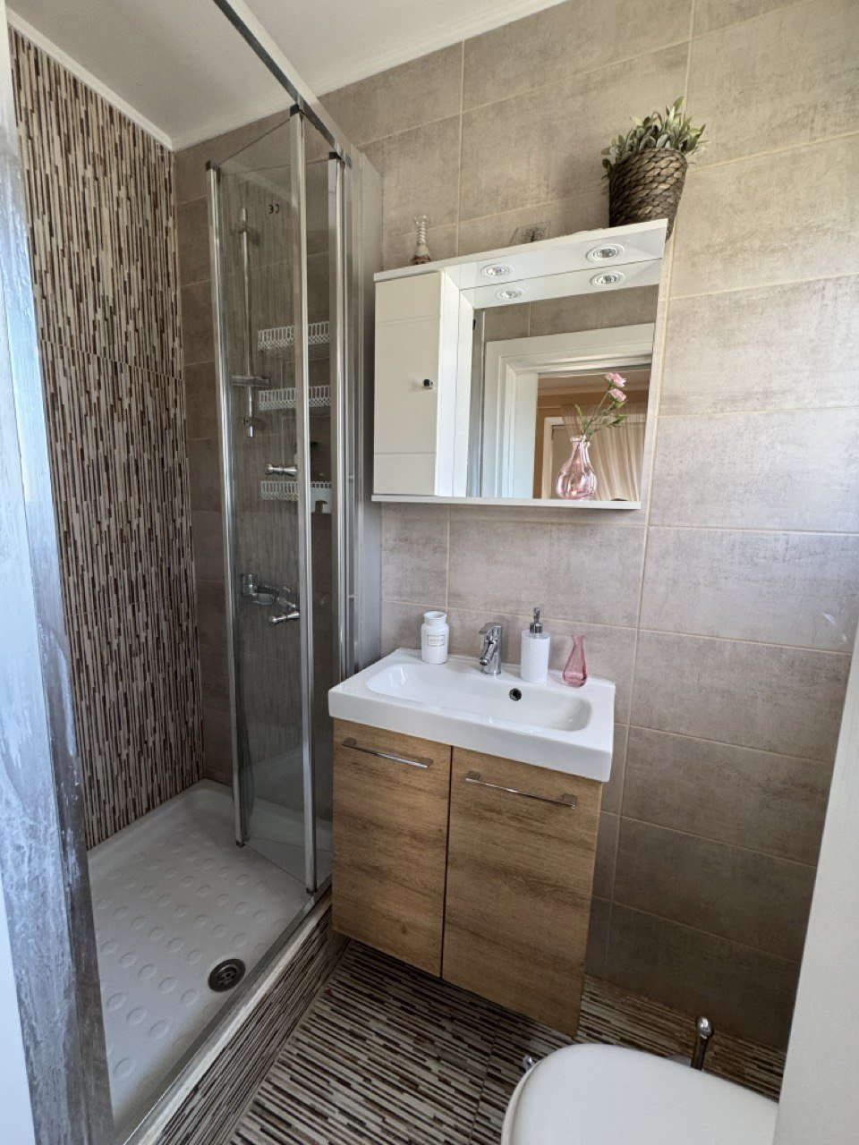 3 BR Apartment in Agios Tychonas, Limassol photo 16