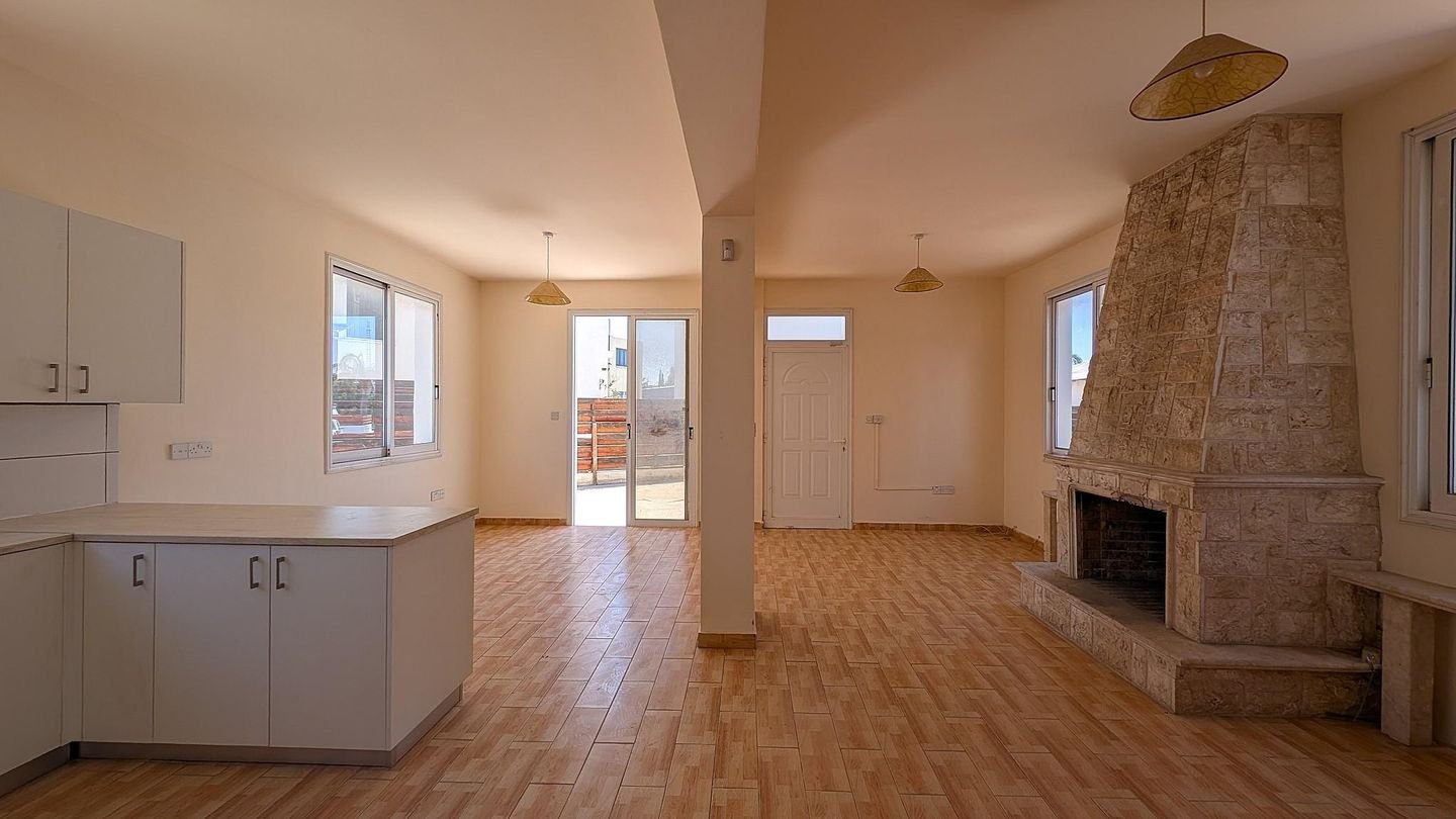 3-Bedroom Detached House with Private Pool in Prime Paralimni, Ammochostos photo 9