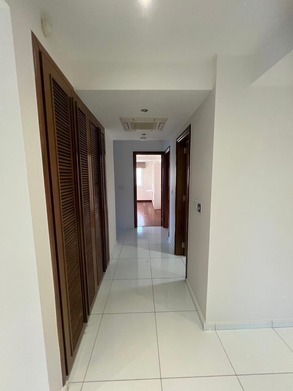 4 BR Luxury Apartment in Potamos Germasogeias, Limassol photo 16