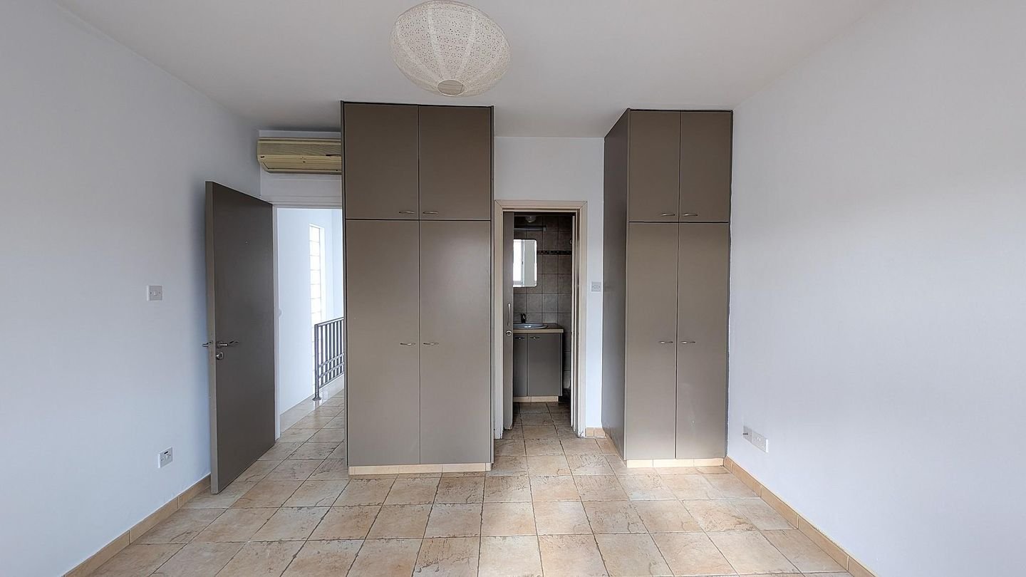 Two-storey, semi detached house, Universal area, Paphos photo 15