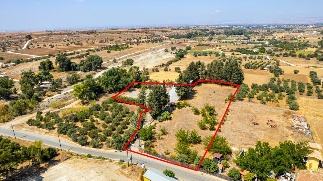 Industrial warehouse in Orounta, Nicosia photo 9