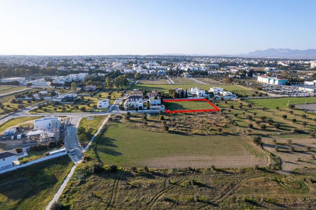 Shared residential field in Chryseleousa, Strovolos photo 4