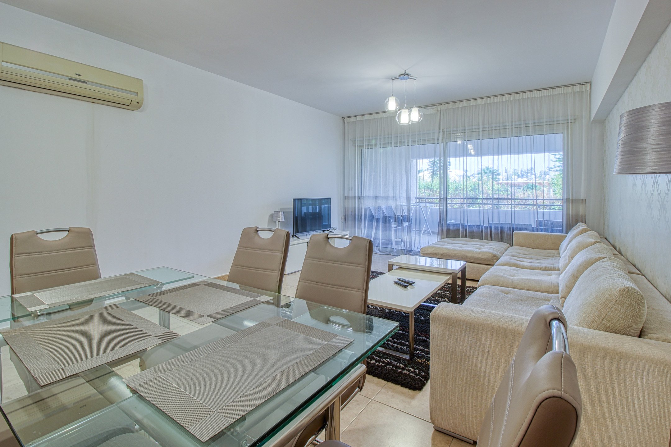 3 BR Apartment in Mouttagiaka, Limassol photo 2