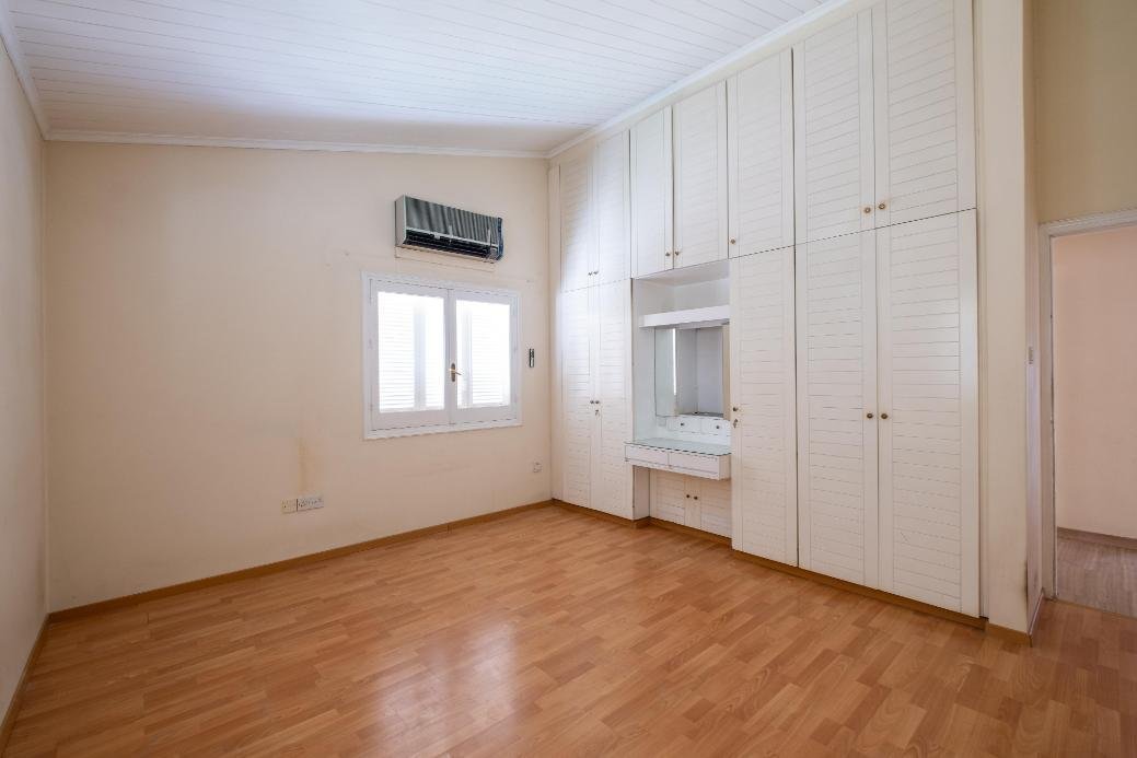 Residential building in Agios Dometios, Nicosia photo 9