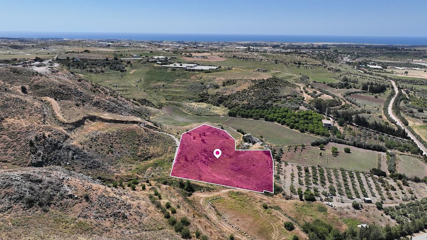 (Share) Residential Field, Agia Varvara, Paphos photo 1