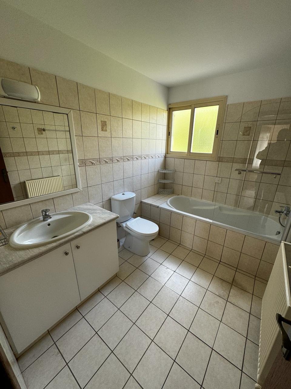 3 BR Villa in Agios Tychonas, Limassol photo 14